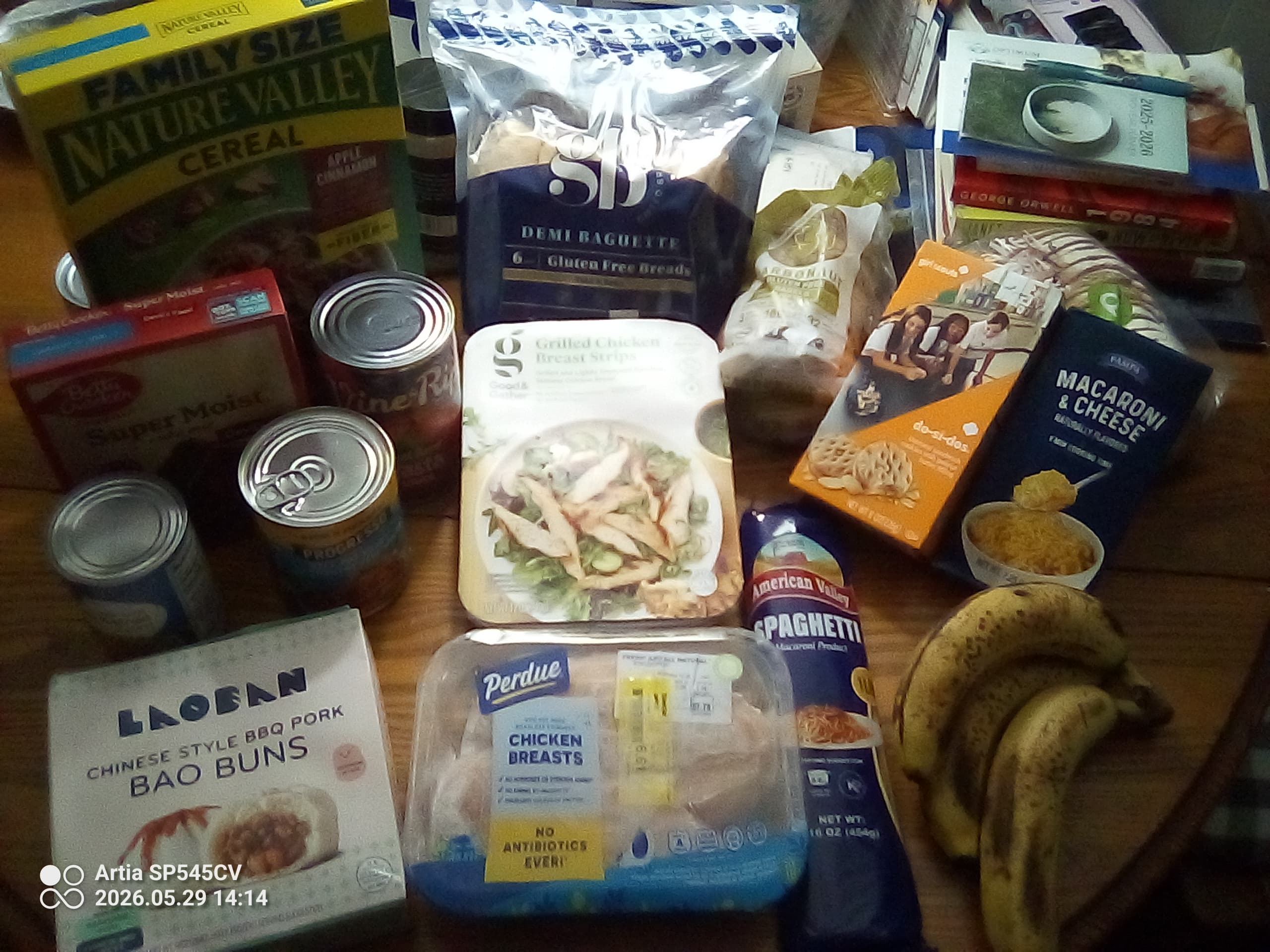 Feed item photo
