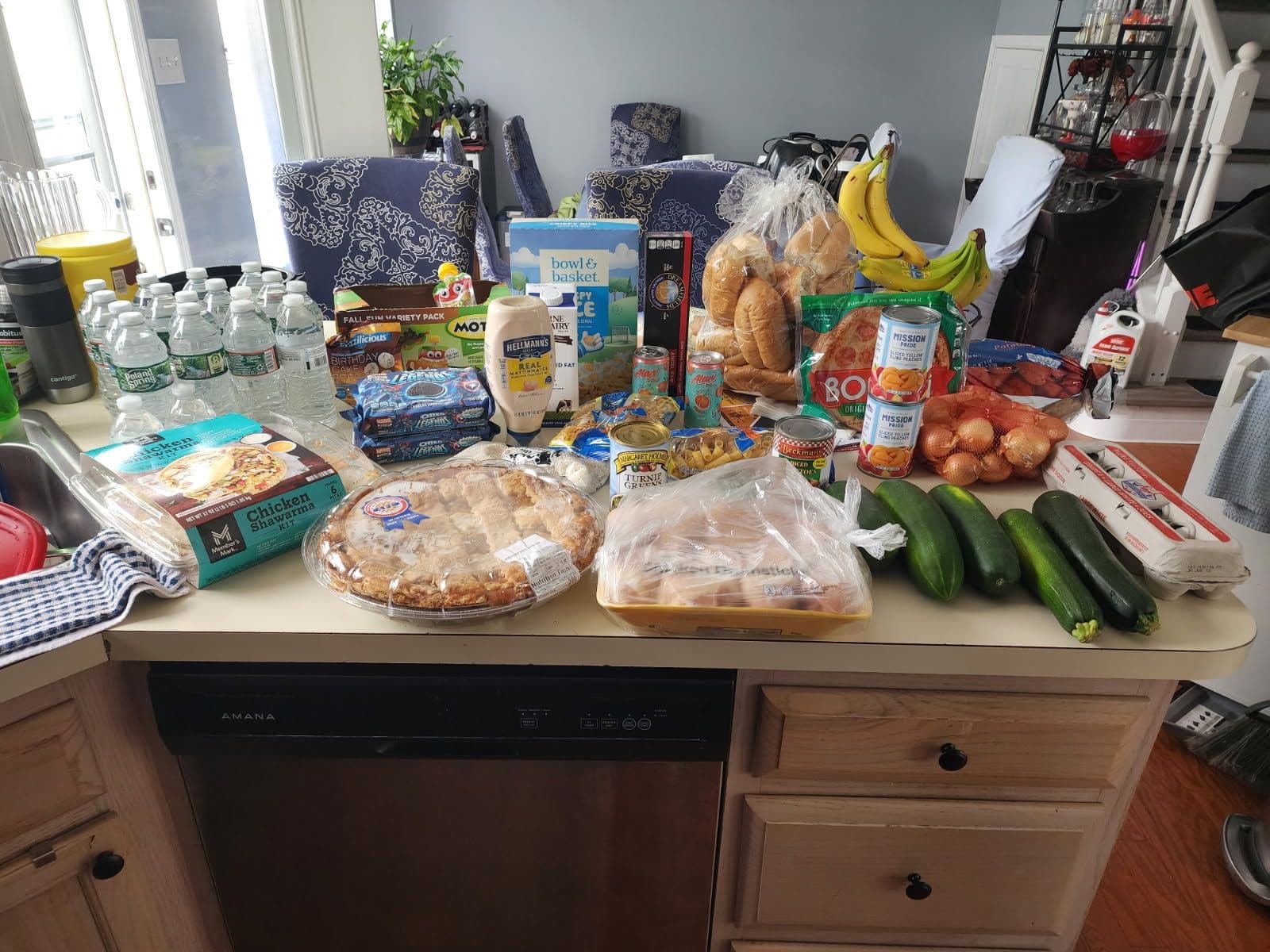 Feed item photo