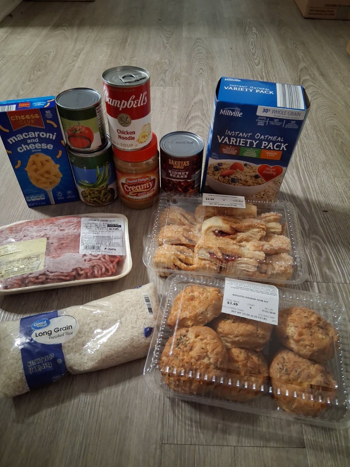Feed item photo