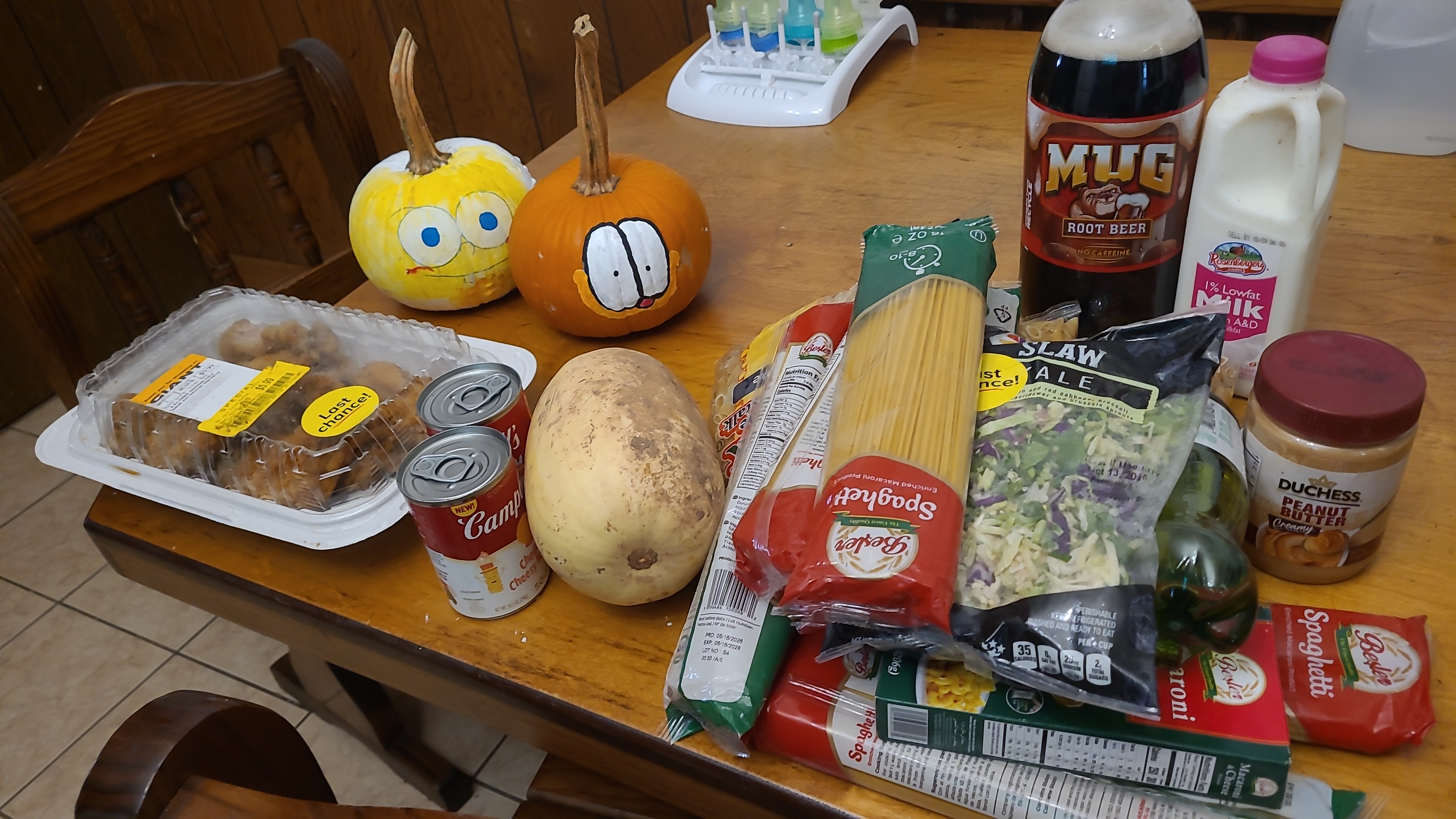 Feed item photo