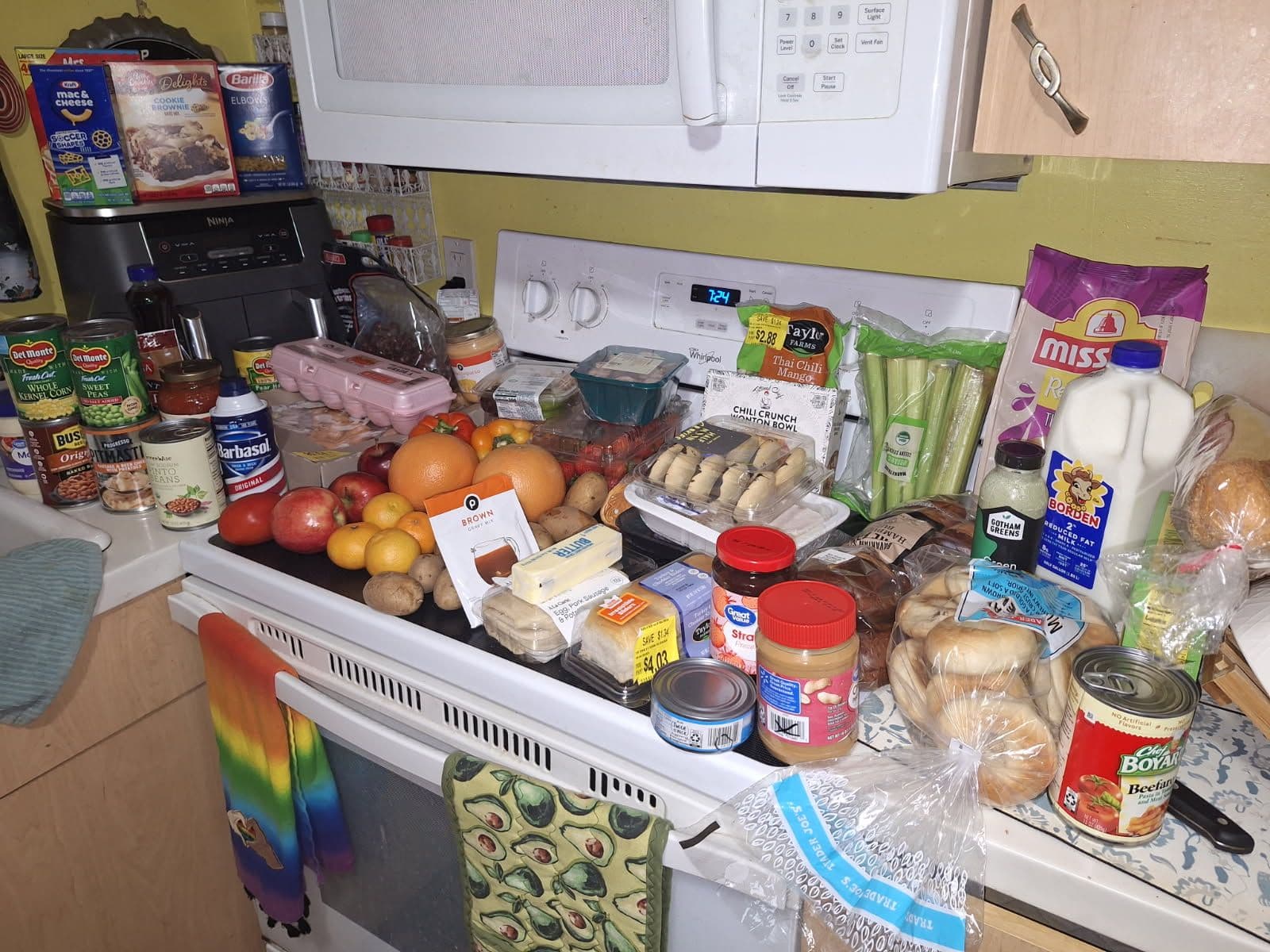 Feed item photo