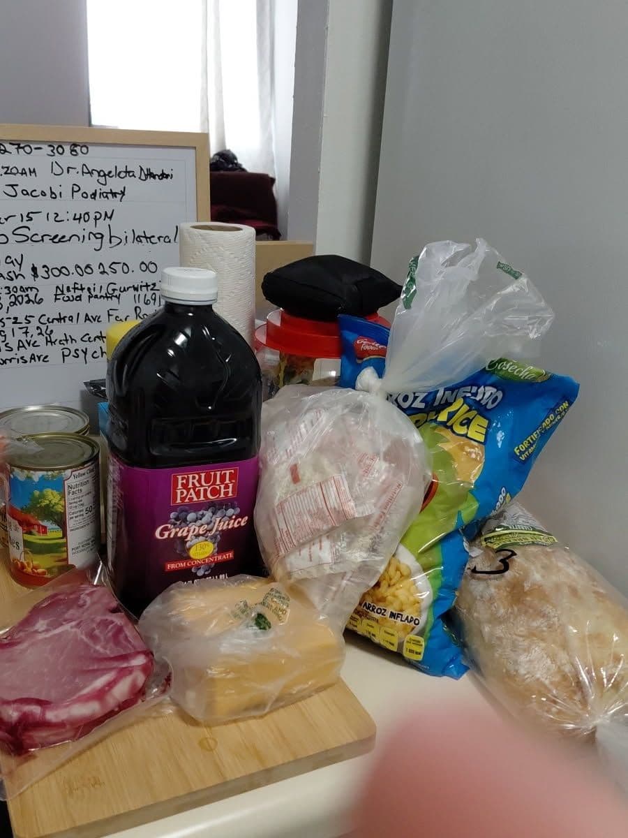 Feed item photo