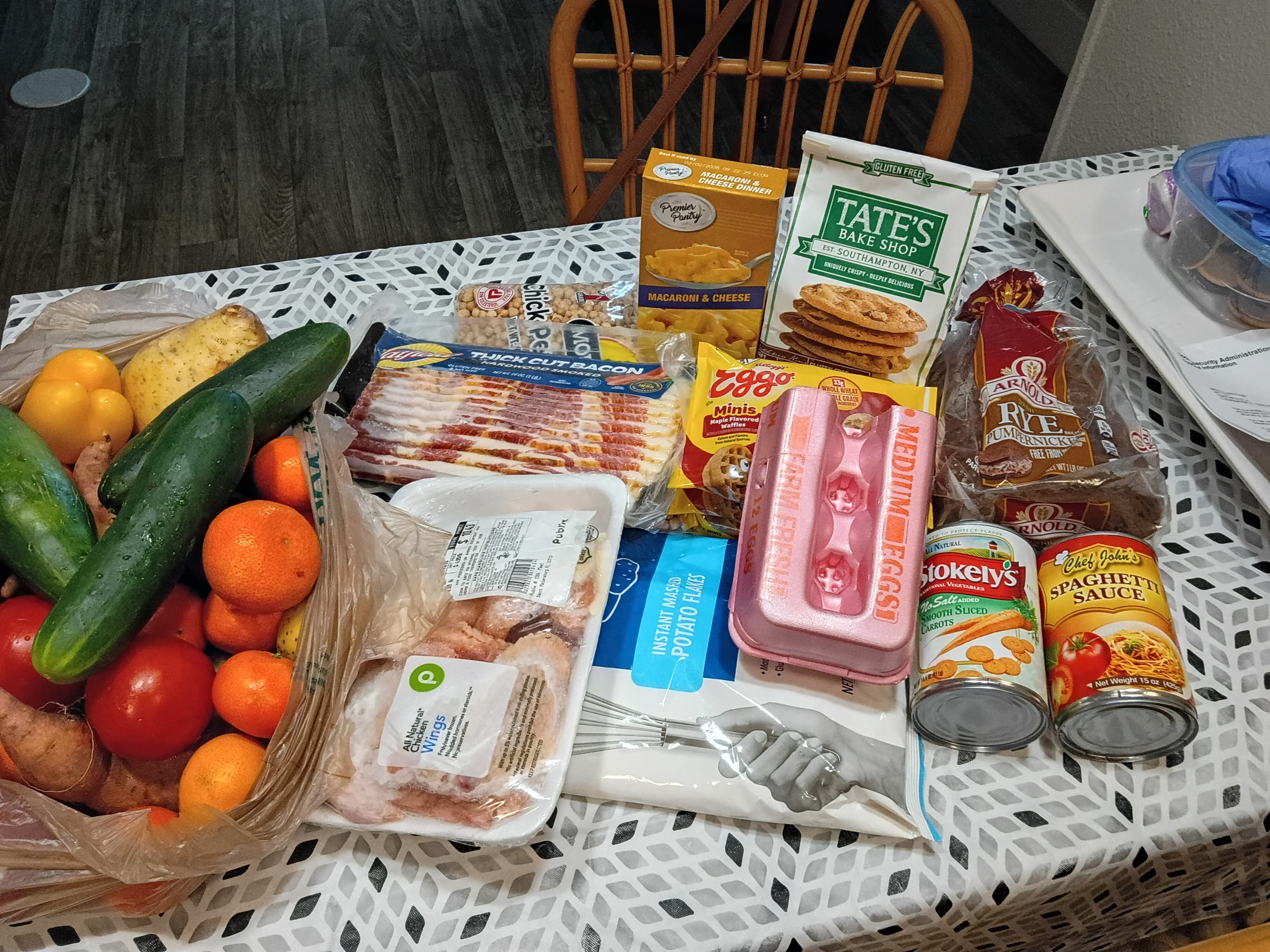 Feed item photo